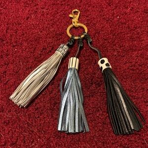 ANTHROPOLOGIE NWOT HECHIZO TASSELS KEYS BAG CHARM LEATHER GOLD TONE HDWR